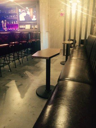 Hole in the Rock Lounge